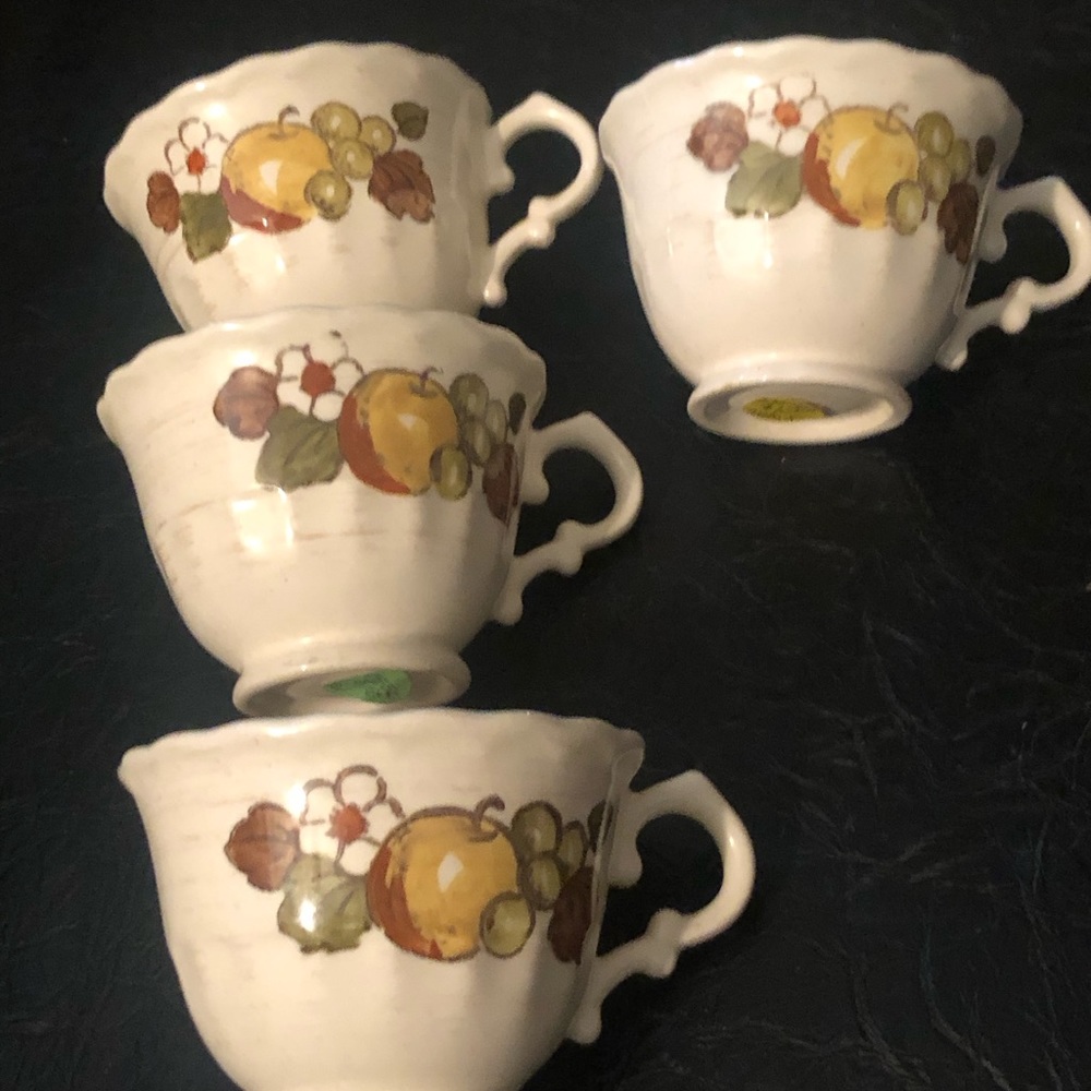 3855 Vintage MCM Vernon Ware by METLOX Fruit Basket Tea/Coffee Cups SET OF FOUR